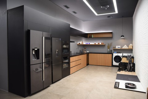 Sờ tận tay ‘vạn vật kết nối’ tại Samsung Showcase - Ảnh 3. Sờ tận tay ‘vạn vật kết nối’ tại Samsung Showcase - Ảnh 3.