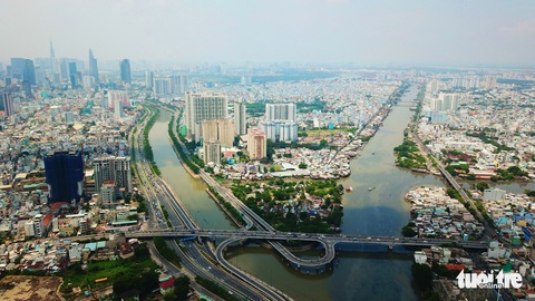 Dân không đồng tình nếu Nhà nước đền bù thấp nhưng DN lại bán đất giá cao - Ảnh 2. Dân không đồng tình nếu Nhà nước đền bù thấp nhưng DN lại bán đất giá cao - Ảnh 2.
