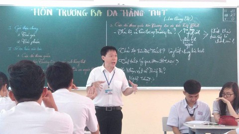 Xin được làm học trò của thầy mãi mãi... - Ảnh 2. Xin được làm học trò của thầy mãi mãi... - Ảnh 2.