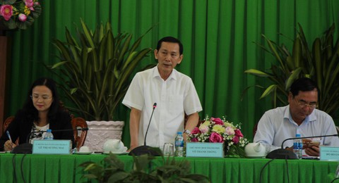 Có hai vấn đề trong vụ điều chuyển cán bộ công an phá sòng bạc thiếu gia - Ảnh 1. Có hai vấn đề trong vụ điều chuyển cán bộ công an phá sòng bạc thiếu gia - Ảnh 1.