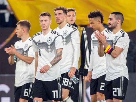 Bóng đá Đức đang thiếu một Beckenbauer - Ảnh 1. Bóng đá Đức đang thiếu một Beckenbauer - Ảnh 1.