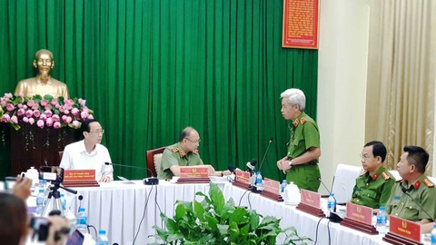 4 người Đài Loan cầm đầu đường dây 900 bánh heroin ở An Sương - Ảnh 4. 4 người Đài Loan cầm đầu đường dây 900 bánh heroin ở An Sương - Ảnh 4.