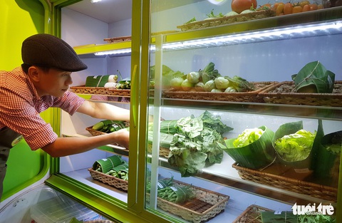Tiệm nông sản ở Sài Gòn gói rau củ bằng lá chuối - Ảnh 5. Tiệm nông sản ở Sài Gòn gói rau củ bằng lá chuối - Ảnh 5.