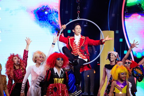 Tái hiện nhạc kịch Greatest Showman, Mạnh Quyền vô địch Tinh hoa hội tụ - Ảnh 6. Tái hiện nhạc kịch Greatest Showman, Mạnh Quyền vô địch Tinh hoa hội tụ - Ảnh 6.