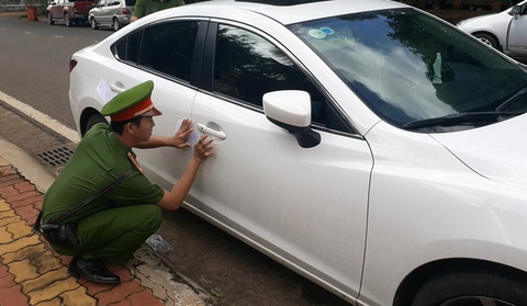 Kết nối để không mất bằng lái xe phải thi lại - Ảnh 1. Kết nối để không mất bằng lái xe phải thi lại - Ảnh 1.