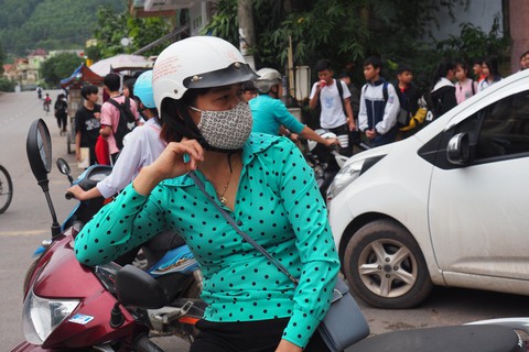 Vụ học sinh Quảng Ninh nghỉ học: Tại sao phụ huynh phản đối? - Ảnh 2. Vụ học sinh Quảng Ninh nghỉ học: Tại sao phụ huynh phản đối? - Ảnh 2.