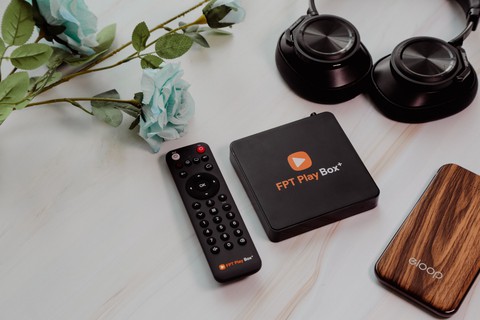 FPT Play Box+ mới - Trợ lý thông minh của gia đình trẻ - Ảnh 1. FPT Play Box+ mới - Trợ lý thông minh của gia đình trẻ - Ảnh 1.
