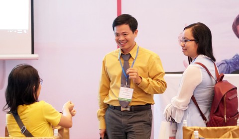 PGS.TS 8X: Khi khó khăn, chúng ta sẽ tìm ra nhiều cơ hội - Ảnh 1. PGS.TS 8X: Khi khó khăn, chúng ta sẽ tìm ra nhiều cơ hội - Ảnh 1.