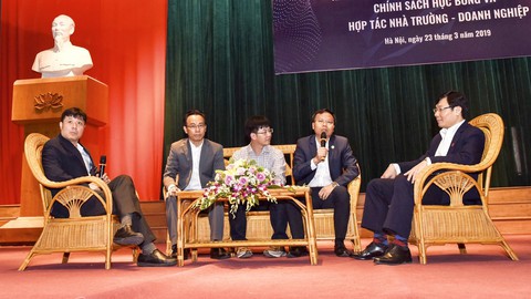 Học bổng sau đại học: giải nỗi lo vừa học vừa làm - Ảnh 1. Học bổng sau đại học: giải nỗi lo vừa học vừa làm - Ảnh 1.