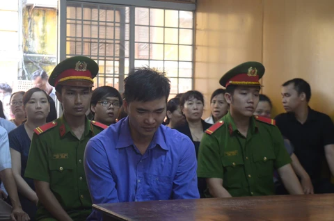 Thầy giáo giết đồng nghiệp sắp cưới ở bờ kè lãnh án chung thân - Ảnh 1. Thầy giáo giết đồng nghiệp sắp cưới ở bờ kè lãnh án chung thân - Ảnh 1.