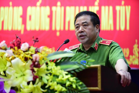 Bộ trưởng Bộ Công an khen thưởng thành tích phá án ma túy tại TP.HCM - Ảnh 3. Bộ trưởng Bộ Công an khen thưởng thành tích phá án ma túy tại TP.HCM - Ảnh 3.