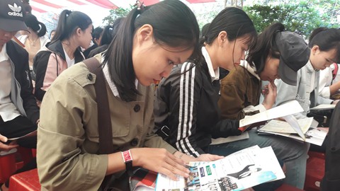 Điểm yếu nhất của thí sinh là chọn ngành theo tâm lý đám đông - Ảnh 2. Điểm yếu nhất của thí sinh là chọn ngành theo tâm lý đám đông - Ảnh 2.