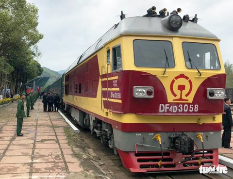 Chủ tịch Kim Jong Un vẫy chào Việt Nam, tàu rời ga Đồng Đăng - Ảnh 10. Chủ tịch Kim Jong Un vẫy chào Việt Nam, tàu rời ga Đồng Đăng - Ảnh 10.