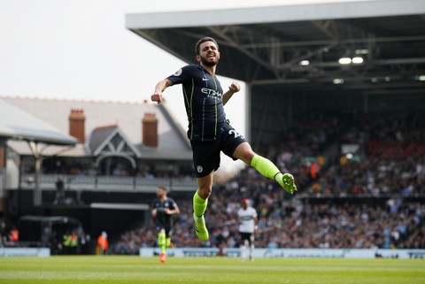 Aguero ghi siêu phẩm, M.C gia tăng áp lực lên Liverpool - Ảnh 1. Aguero ghi siêu phẩm, M.C gia tăng áp lực lên Liverpool - Ảnh 1.