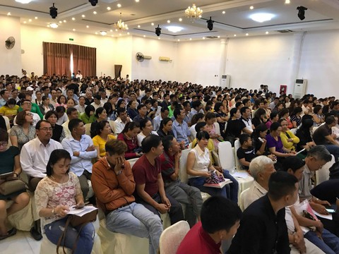 1.000 người mua đất ở Quảng Nam đòi sổ đỏ chứ không lấy lại tiền - Ảnh 1. 1.000 người mua đất ở Quảng Nam đòi sổ đỏ chứ không lấy lại tiền - Ảnh 1.