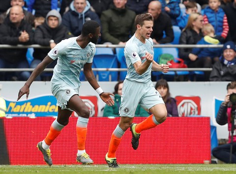 Sáu phút bùng nổ, Chelsea ngược dòng đá bại Cardiff - Ảnh 2. Sáu phút bùng nổ, Chelsea ngược dòng đá bại Cardiff - Ảnh 2.