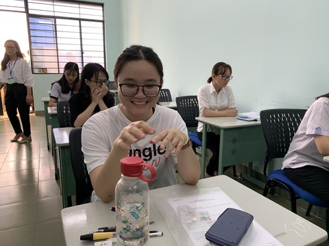 Sáng nay 34.000 thí sinh thi đánh giá năng lực đợt 1 - Ảnh 4. Sáng nay 34.000 thí sinh thi đánh giá năng lực đợt 1 - Ảnh 4.