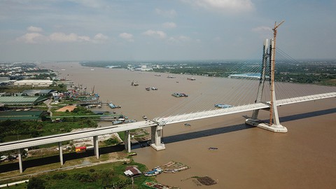 Đường về miền Tây thêm xa vì cầu yếu, cầu hẹp - Ảnh 4. Đường về miền Tây thêm xa vì cầu yếu, cầu hẹp - Ảnh 4.