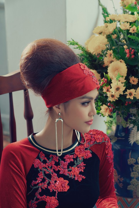 Lan Khuê, Thanh Hằng diện áo dài Nam Kỳ lục tỉnh - Ảnh 4. Lan Khuê, Thanh Hằng diện áo dài Nam Kỳ lục tỉnh - Ảnh 4.