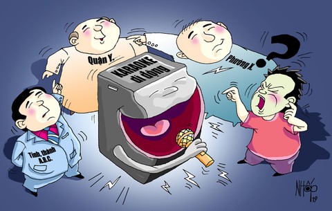 Ai dẹp nạn karaoke di động? - Ảnh 1. Ai dẹp nạn karaoke di động? - Ảnh 1.