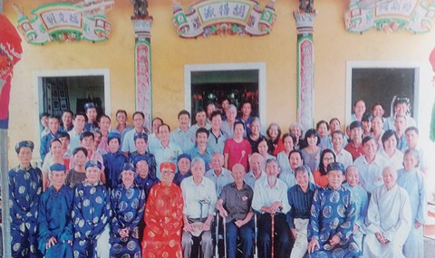 Trăm năm tìm kiếm họ hàng - Kỳ 4: Hợp nhất gia phả họ Hồ - Ảnh 3. Trăm năm tìm kiếm họ hàng - Kỳ 4: Hợp nhất gia phả họ Hồ - Ảnh 3.