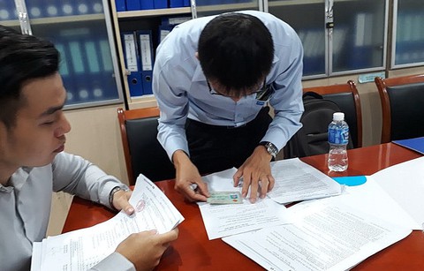 Lãi suất vay mua nhà ngày càng cao, gây áp lực cho người trả nợ - Ảnh 1. Lãi suất vay mua nhà ngày càng cao, gây áp lực cho người trả nợ - Ảnh 1.