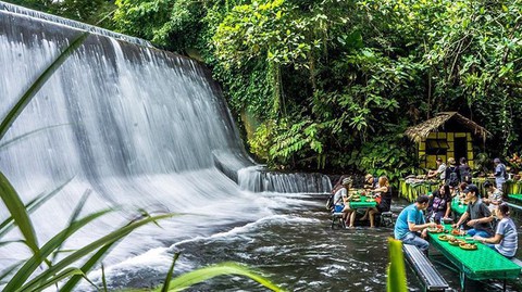 Những nhà hàng hút khách không phải nhờ đồ ăn - Ảnh 1. Những nhà hàng hút khách không phải nhờ đồ ăn - Ảnh 1.