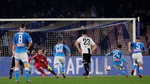 Juventus thắng chật vật Napoli - Ảnh 3. Juventus thắng chật vật Napoli - Ảnh 3.