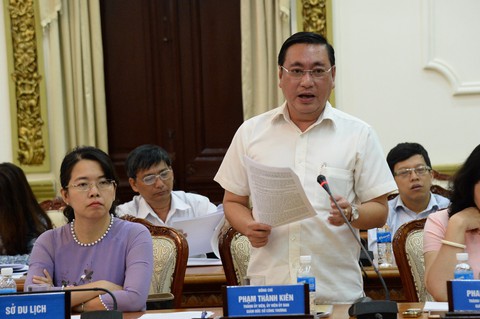 Giá cả chênh lệch, heo từ vùng dịch đang được đưa vào Nam - Ảnh 1. Giá cả chênh lệch, heo từ vùng dịch đang được đưa vào Nam - Ảnh 1.