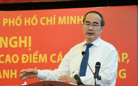 TP.HCM sẽ xin ý kiến trung ương về họp chi bộ trực tuyến - Ảnh 1. TP.HCM sẽ xin ý kiến trung ương về họp chi bộ trực tuyến - Ảnh 1.