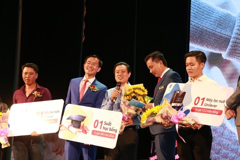 Quà trọn yêu thương của Prudential dành cho người xem gia đình là số 1 - Ảnh 2. Quà trọn yêu thương của Prudential dành cho người xem gia đình là số 1 - Ảnh 2.
