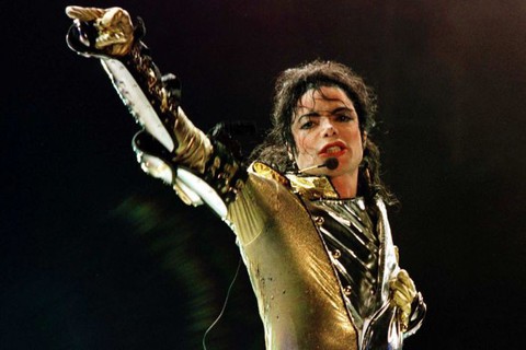 Sững sờ nhạc Michael Jackson bị tẩy chay sau bộ phim ấu dâm - Ảnh 1. Sững sờ nhạc Michael Jackson bị tẩy chay sau bộ phim ấu dâm - Ảnh 1.