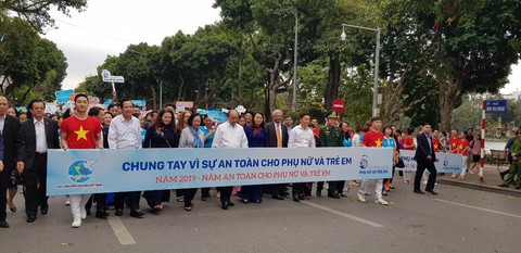 Hoa hậu Hhen Niê làm đại sứ của năm an toàn cho phụ nữ và trẻ em - Ảnh 1. Hoa hậu Hhen Niê làm đại sứ của năm an toàn cho phụ nữ và trẻ em - Ảnh 1.