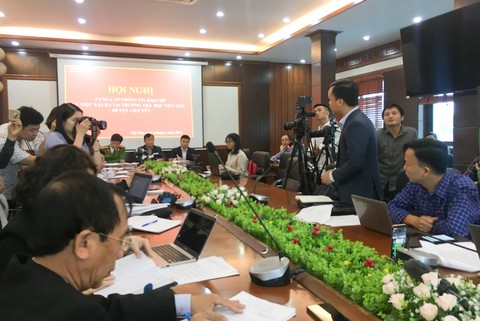 Không đủ căn cứ chứng minh thầy giáo dâm ô học sinh ở Bắc Giang - Ảnh 2. Không đủ căn cứ chứng minh thầy giáo dâm ô học sinh ở Bắc Giang - Ảnh 2.