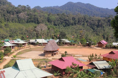 Tây Giang gìn giữ rừng xanh - Kỳ 2: Sống với rừng, chết dựa vào rừng - Ảnh 1. Tây Giang gìn giữ rừng xanh - Kỳ 2: Sống với rừng, chết dựa vào rừng - Ảnh 1.