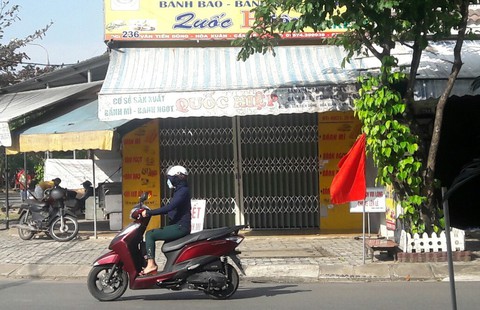 Cơ sở bánh mì làm 88 người ngộ độc ở Đà Nẵng bị phạt gần 100 triệu - Ảnh 1. Cơ sở bánh mì làm 88 người ngộ độc ở Đà Nẵng bị phạt gần 100 triệu - Ảnh 1.