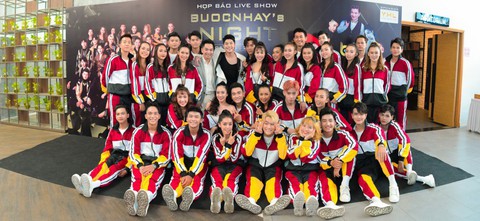 Vũ đoàn Bước Nhảy làm liveshow kỷ niệm 15 năm thành lập - Ảnh 1. Vũ đoàn Bước Nhảy làm liveshow kỷ niệm 15 năm thành lập - Ảnh 1.