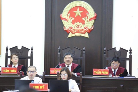 Phan Sào Nam và Nguyễn Văn Dương được xét xử vắng mặt - Ảnh 1. Phan Sào Nam và Nguyễn Văn Dương được xét xử vắng mặt - Ảnh 1.