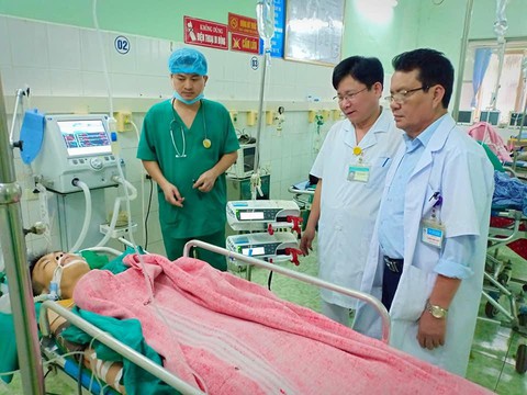 Cứu bệnh nhân gãy 10 xương sườn do tai nạn giao thông - Ảnh 1. Cứu bệnh nhân gãy 10 xương sườn do tai nạn giao thông - Ảnh 1.