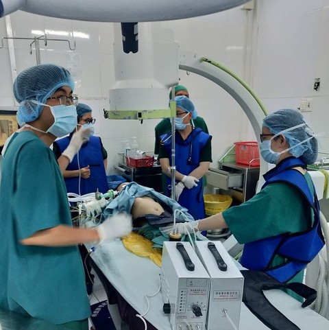 Tháo lồng ruột cho bé 10 tháng tuổi bằng… bơm hơi - Ảnh 1. Tháo lồng ruột cho bé 10 tháng tuổi bằng… bơm hơi - Ảnh 1.
