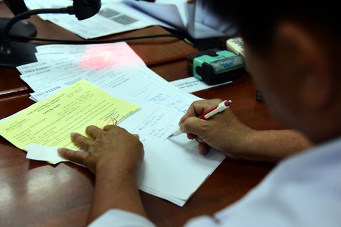 Trước bệnh án điện tử, xem hành trình của một bệnh án... giấy - Ảnh 6. Trước bệnh án điện tử, xem hành trình của một bệnh án... giấy - Ảnh 6.