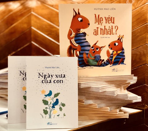 Mẹ yêu ai nhất? - truyện tranh hiếm hoi của mẹ Việt ra mắt dịp 8-3 - Ảnh 1. Mẹ yêu ai nhất? - truyện tranh hiếm hoi của mẹ Việt ra mắt dịp 8-3 - Ảnh 1.