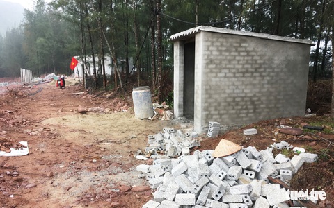 Dân ‘vây’ dự án nuôi tôm phá cả rừng phòng hộ ven biển - Ảnh 10. Dân ‘vây’ dự án nuôi tôm phá cả rừng phòng hộ ven biển - Ảnh 10.