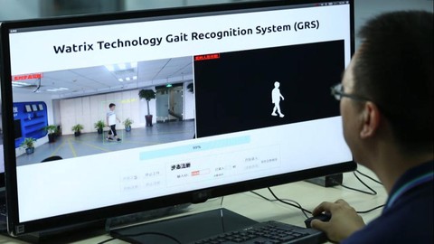 Không cần lộ mặt, con người có thể bị nhận diện bằng dáng đi - Ảnh 1. Không cần lộ mặt, con người có thể bị nhận diện bằng dáng đi - Ảnh 1.
