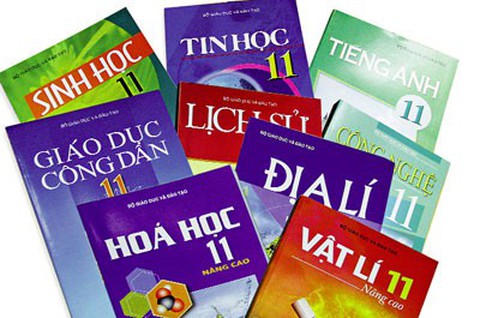 SGK sẽ in dòng chữ Hãy giữ gìn SGK để tặng cho học sinh lớp sau - Ảnh 1. SGK sẽ in dòng chữ Hãy giữ gìn SGK để tặng cho học sinh lớp sau - Ảnh 1.