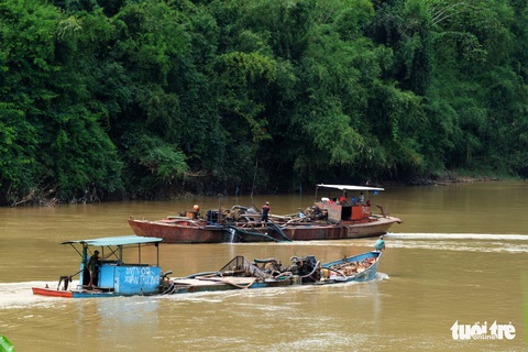Rút 3 giấy phép khai thác cát do làm hư hại thánh địa Cát Tiên - Ảnh 2. Rút 3 giấy phép khai thác cát do làm hư hại thánh địa Cát Tiên - Ảnh 2.