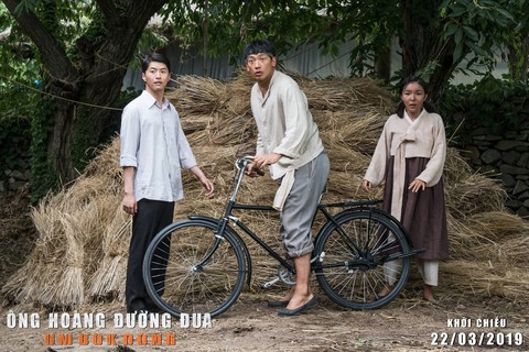 Bi Rain trầy trụa, đen nhẻm trong Ông hoàng đường đua - Ảnh 8. Bi Rain trầy trụa, đen nhẻm trong Ông hoàng đường đua - Ảnh 8.