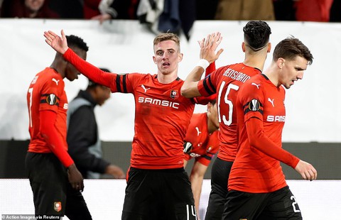Mất người, Arsenal thảm bại trên đất Pháp - Ảnh 3. Mất người, Arsenal thảm bại trên đất Pháp - Ảnh 3.