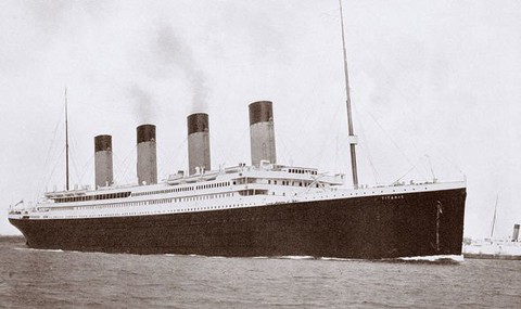 Thuyết âm mưu nói MH370 biến mất giống vụ tàu Titanic chìm - Ảnh 2. Thuyết âm mưu nói MH370 biến mất giống vụ tàu Titanic chìm - Ảnh 2.