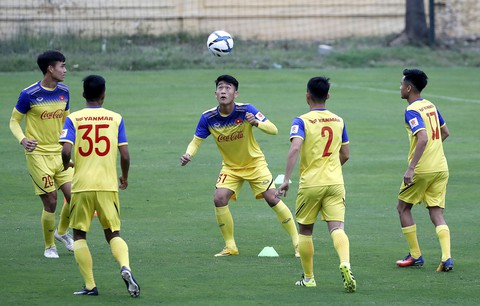 Xem U-23 VN đá vòng loại U-23 châu Á: giá vé cao nhất 300.000 đồng - Ảnh 1. Xem U-23 VN đá vòng loại U-23 châu Á: giá vé cao nhất 300.000 đồng - Ảnh 1.